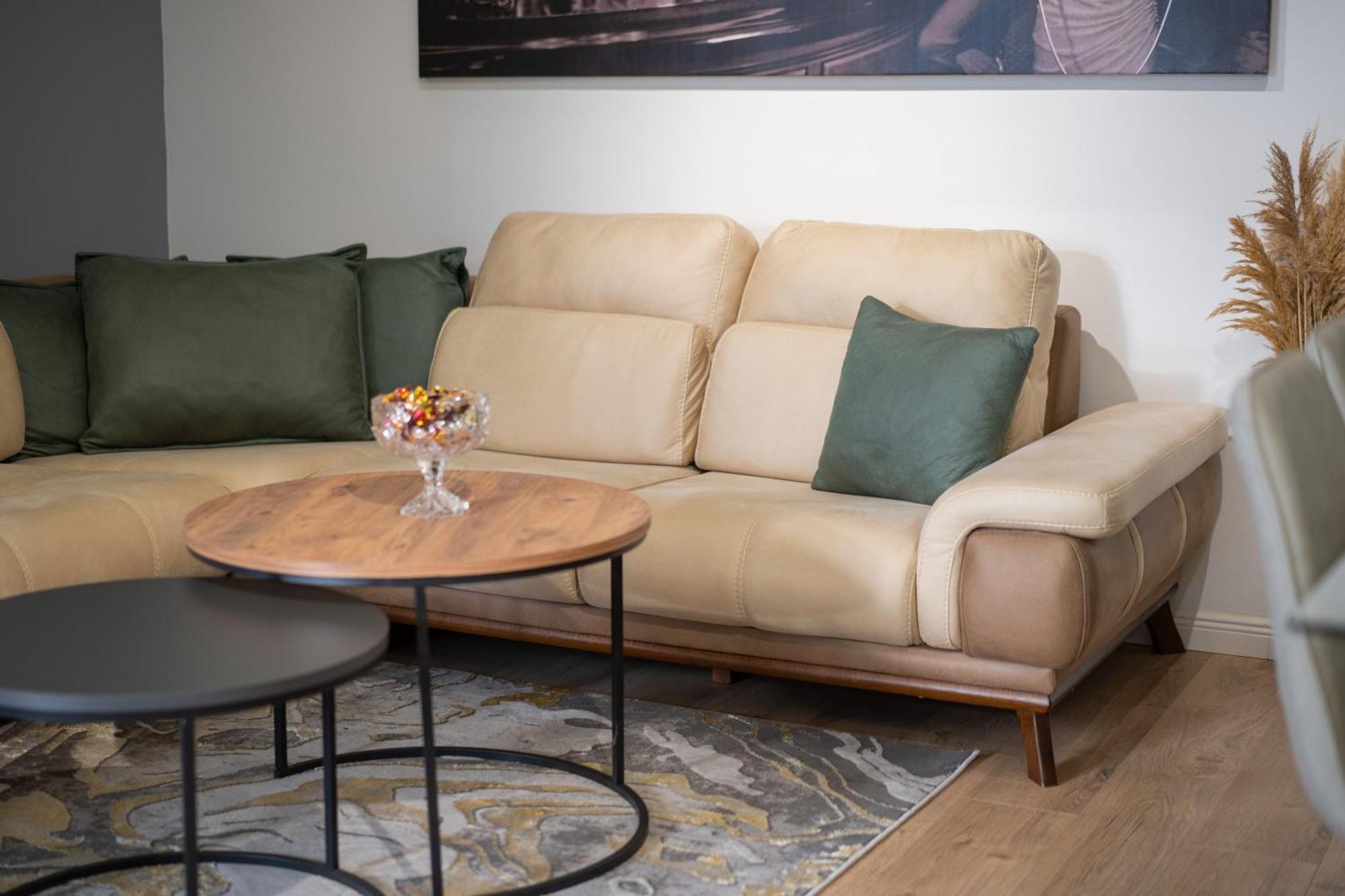 Luxury Adriatic Apartament Golem (Tirana)